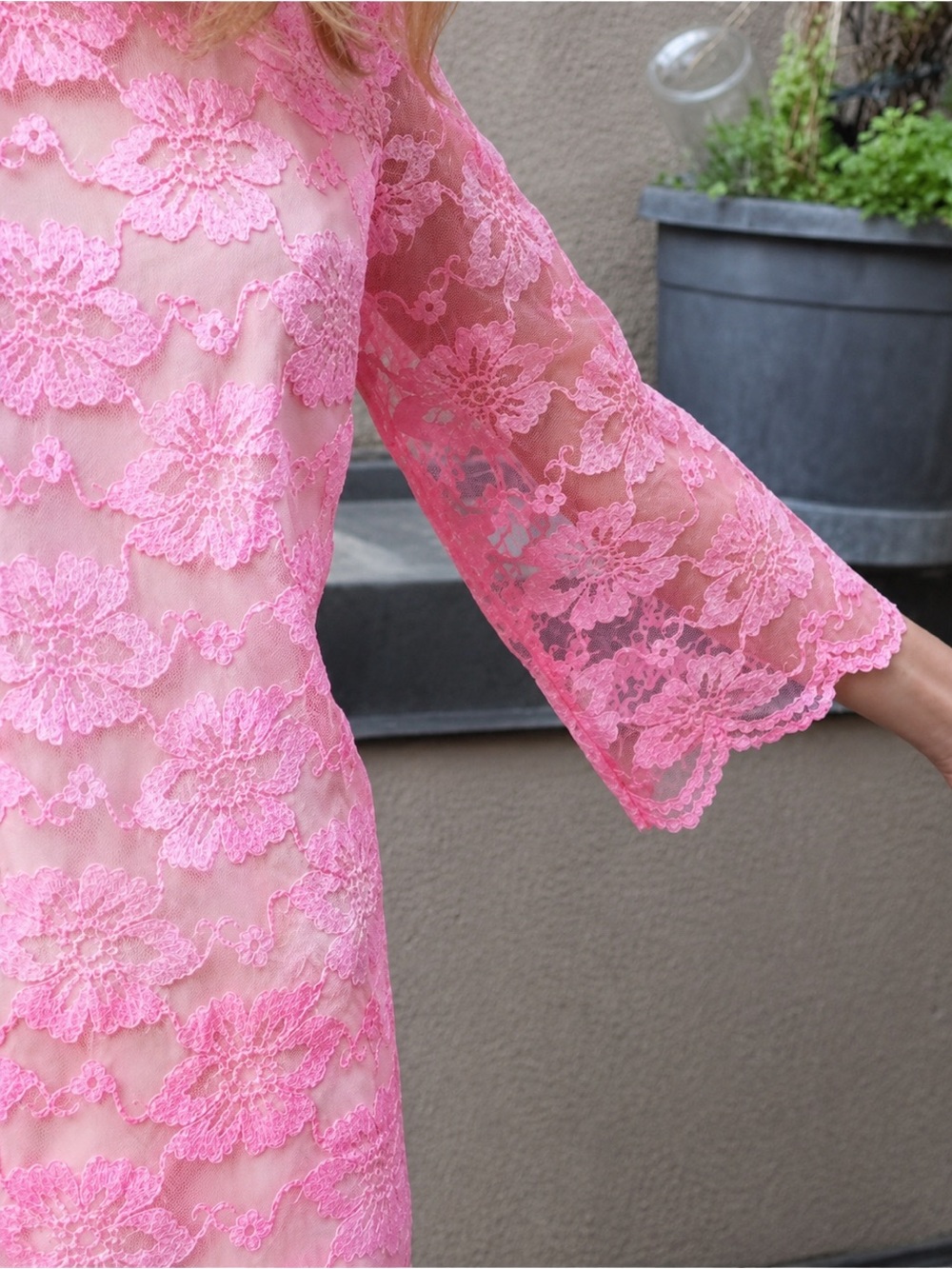 VTG 60s Neon Hot Pink Floral Lace Shift Mini Dress • Nude Slip • 3/4 Sleeve • S - Picture 12 of 16